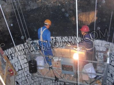 脫硫塔內壁玻璃鱗片防腐如何處理